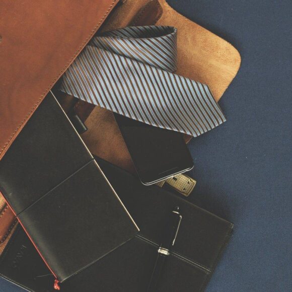 из кожи в нашем интернет магазине «Kriy Leather»