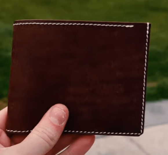 Бифолд с отделом для монет