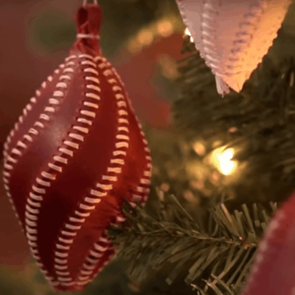 Елочные игрушки