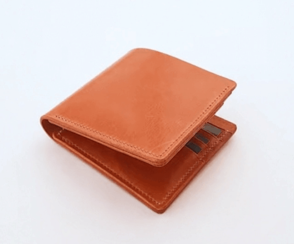 Бифолд из кожи
