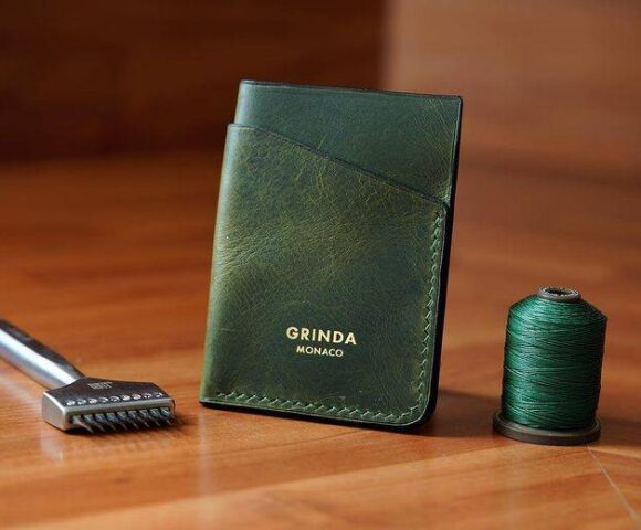 Картхолдер из кожи