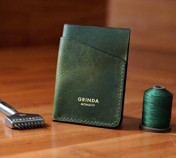 Картхолдер из кожи