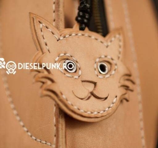 Игрушка кот