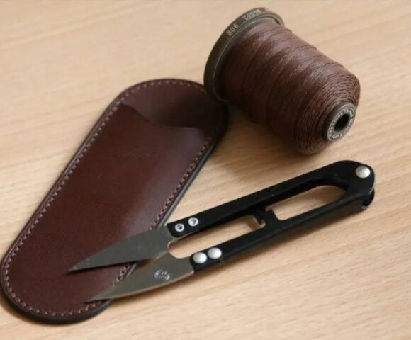 Чехол для ножниц