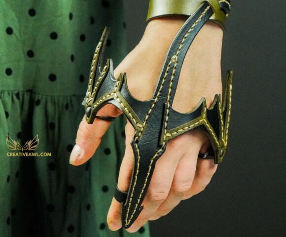 Браслет на руку дракон