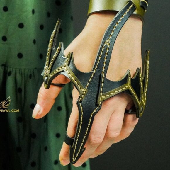 Браслет на руку дракон