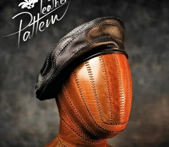 Берет из кожи