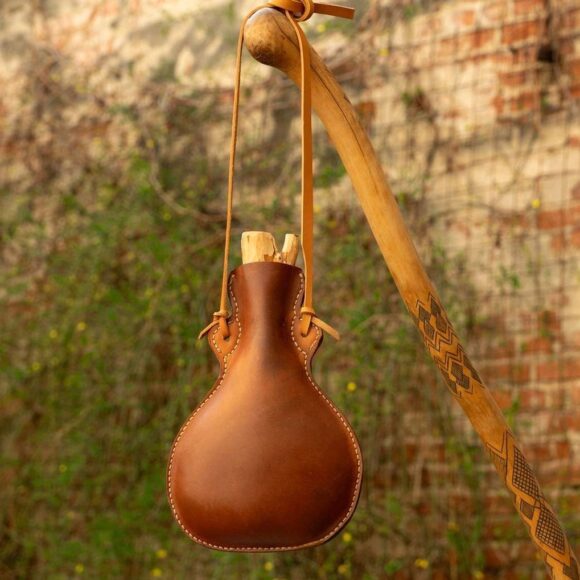 Средневековая кожаная фляжка выкройка