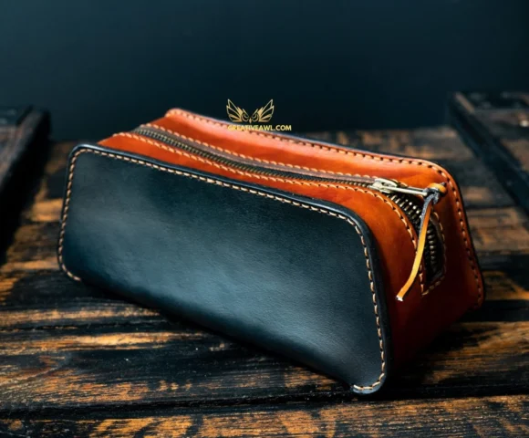 Пенал из кожи для карандашей и ручек