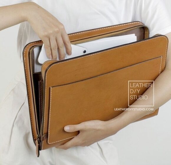Вместительная папка выкройка из кожи