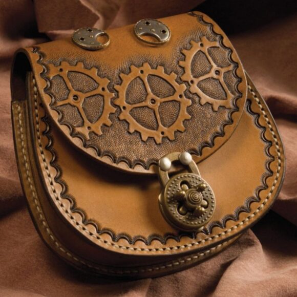 Выкройка с тиснением по кожи поясной сумки в стиле стимпака от Tandy