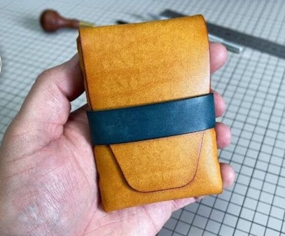 Выкройка кожаный картхолдер без швов