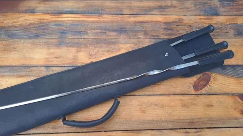 Чехол для шампуров из кожи толщиной 2-2.5 мм и пробойник 5мм выкройка от мастера из кожи и ткани