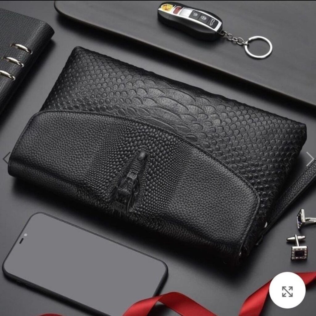 Стильный мужской клатч из кожи крокодила выкройка