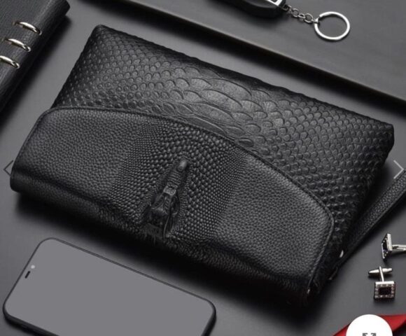Стильный мужской клатч из кожи крокодила выкройка