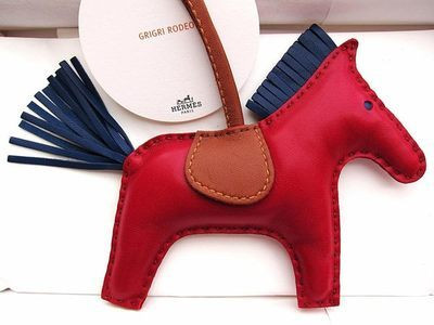 Выкройка брелка сувенира из кожи