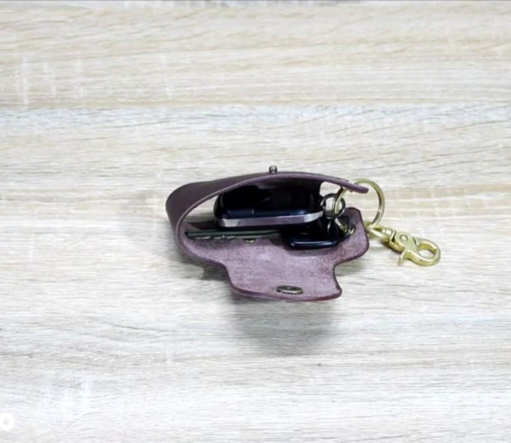 Из одного куска кожи